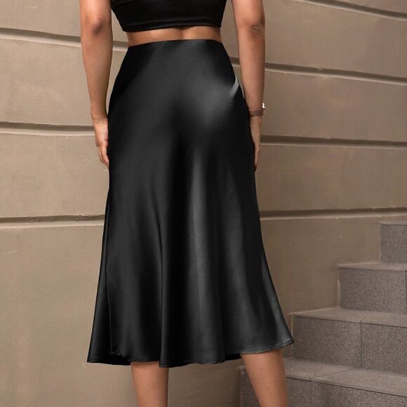 Black Preppy Womens High Waist Satin Skirt - Picture 2 of 5